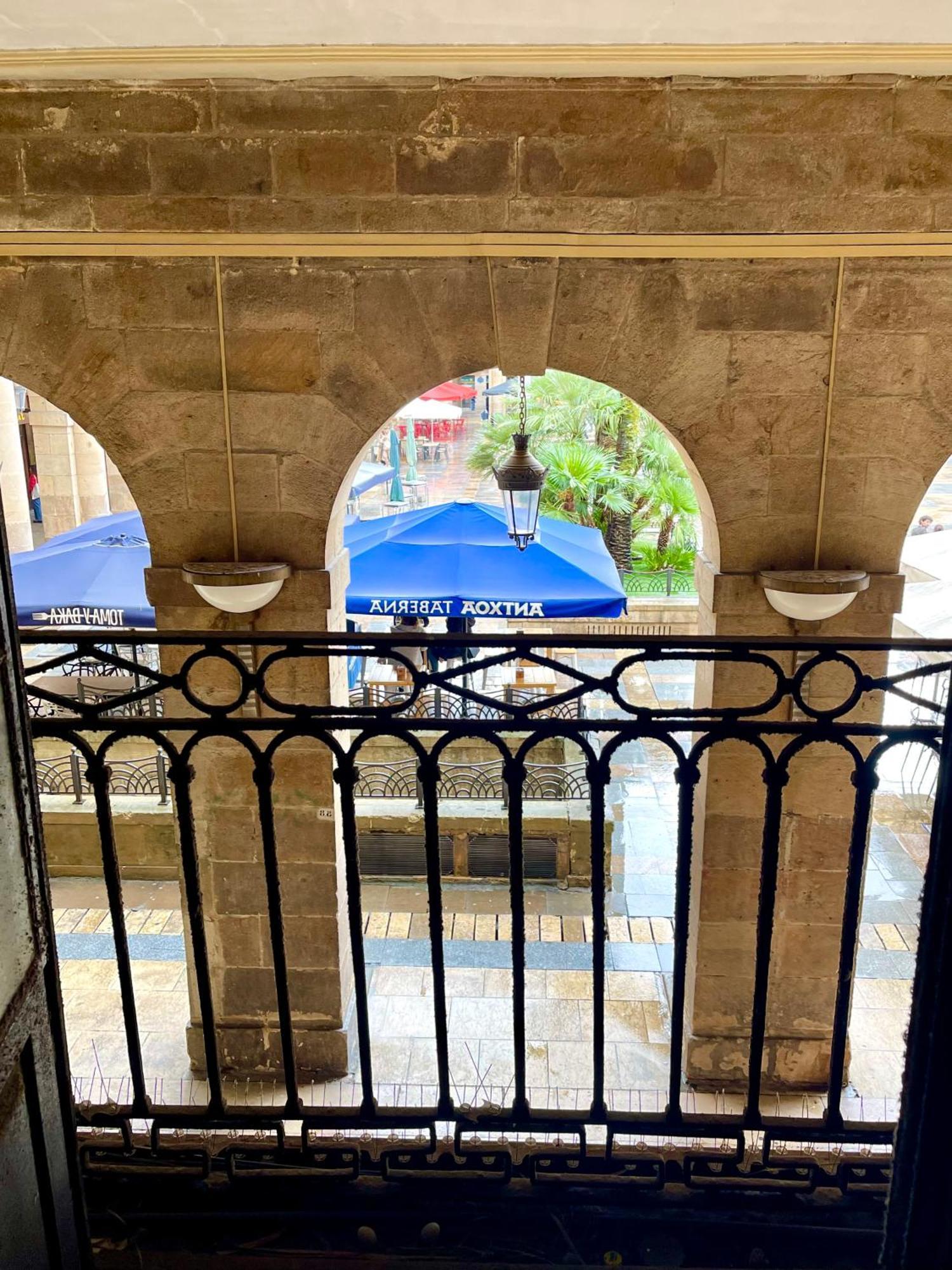 Lauramer Plaza Nueva Bilbao Bagian luar foto